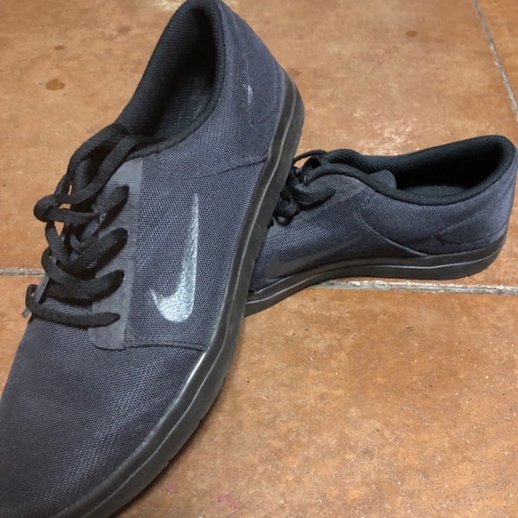 Nike SB Shoes - Picture 1 of 3